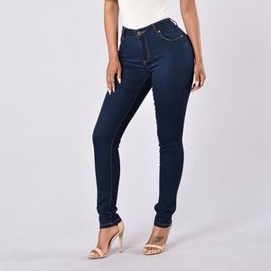 Fashion Nova Shaping Jeans